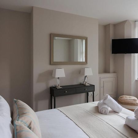 Chic Studio Apartment Central Belfast Sleeps 2. Buitenkant foto