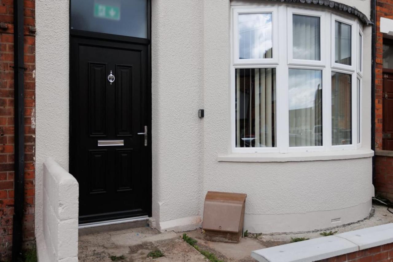 Chic Studio Apartment Central Belfast Sleeps 2. Buitenkant foto